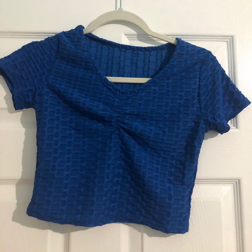 Scrunched blue shirt